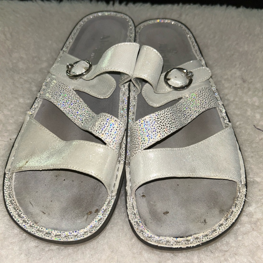Stylish White Sandals with Silver Accents